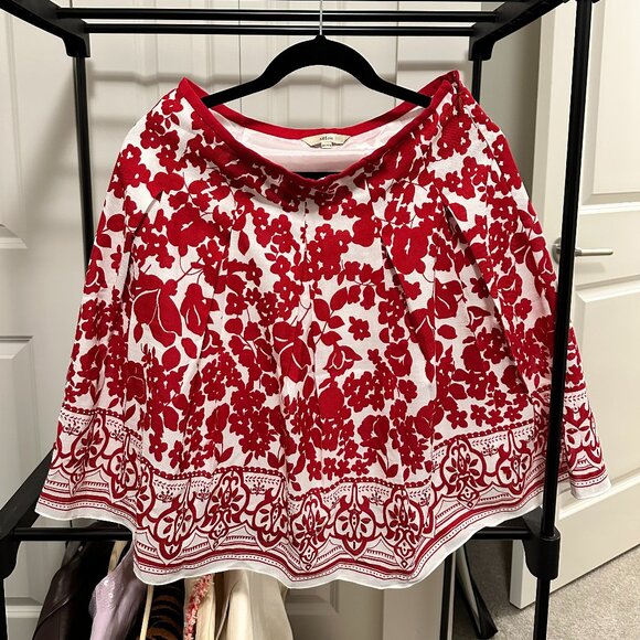 Cute Red and white floral Skirt - Picture 1 of 3